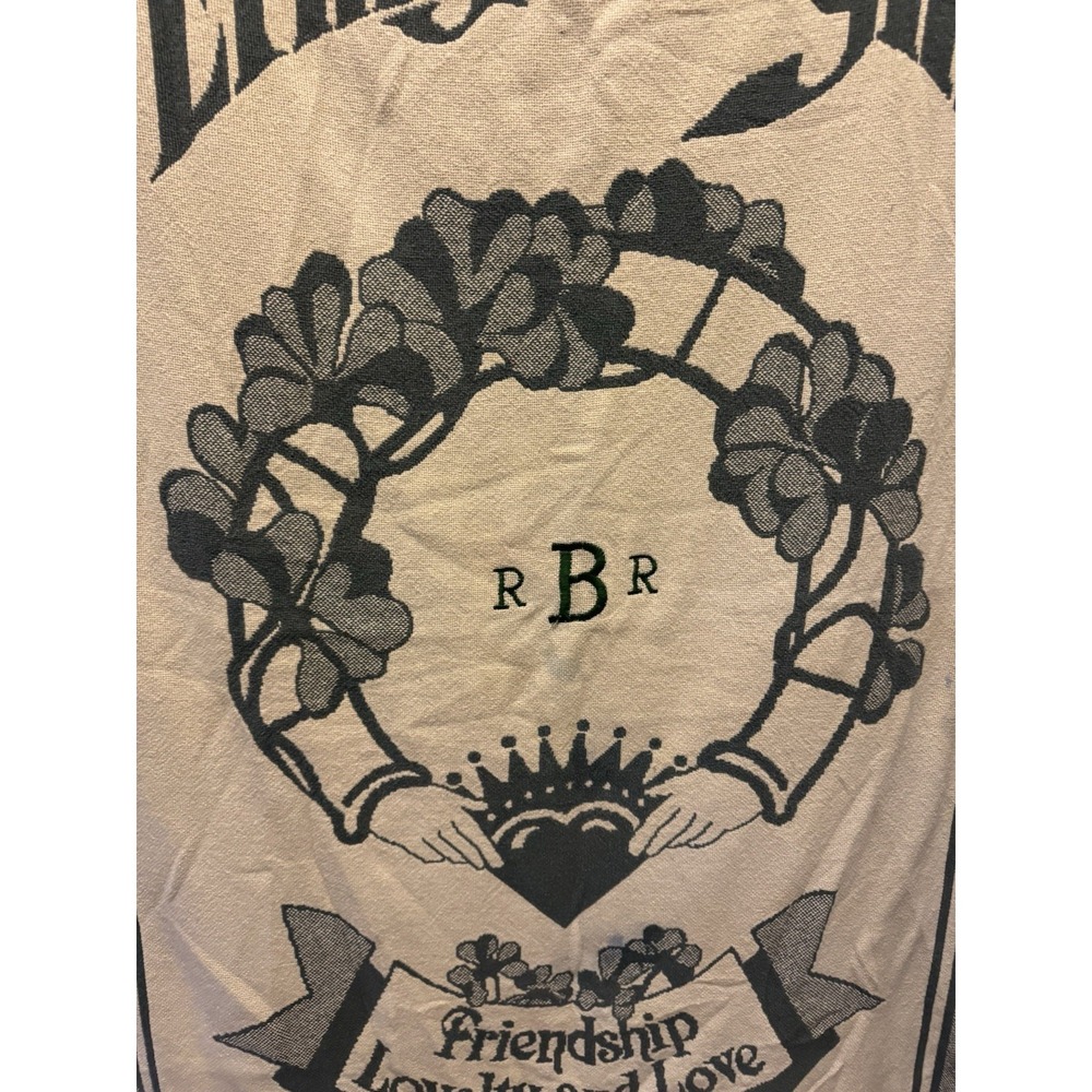 Vintage MWW Erin Go Bragh Irish Claddagh Woven Throw Blanket 40x60 1992 - Picture 5 of 7